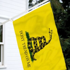 Toland Home Garden 3x5 ft Gadsden Polyester Flag with Brass Grommets and Double Stitched Reinforced Header