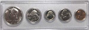 1966 p us silver mint set comes in hard case uncirculated