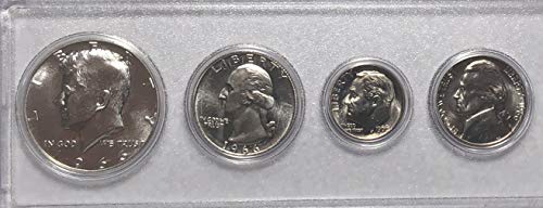 1966 P US Silver Mint Set Comes in Hard Case Uncirculated