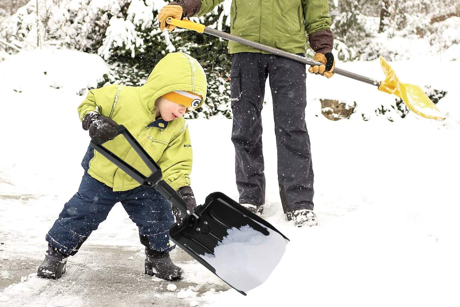 ELIVERN Foldable Snow Shovel, Compact Snow Shovel with Comfortable D-Grip Handle and Durable Aluminum Edge Blade, 13"-26" Portable Snow Shovel for Car, Truck, SUV (9" Blade)