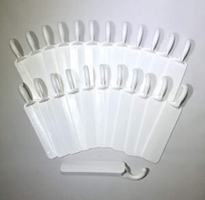 alumahangers flat 3" (24pk) plastic alumahooks for insulated covers. made in the usa. great for string lighting and light weight decorations.