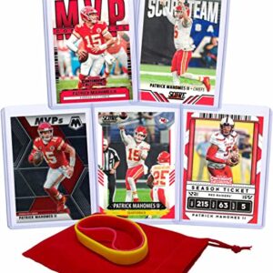 Patrick Mahomes Football Cards (5) Assorted Bundle - Kansas City Chiefs Trading Card Gift Set