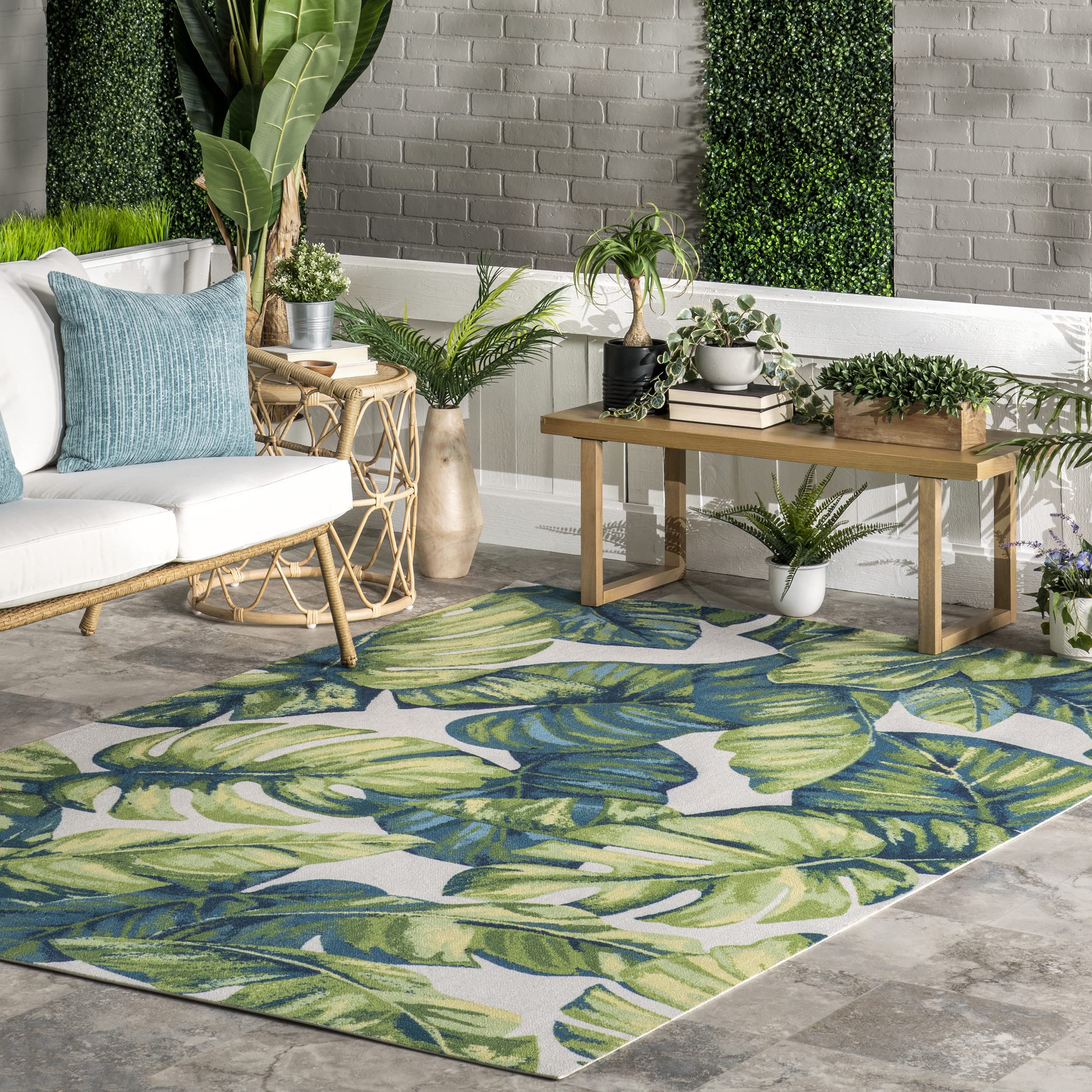 nuLOOM Lisa Floral Indoor/Outdoor Area Rug, 6' x 9', Multi Color, Rectangular, 0.25" Thick