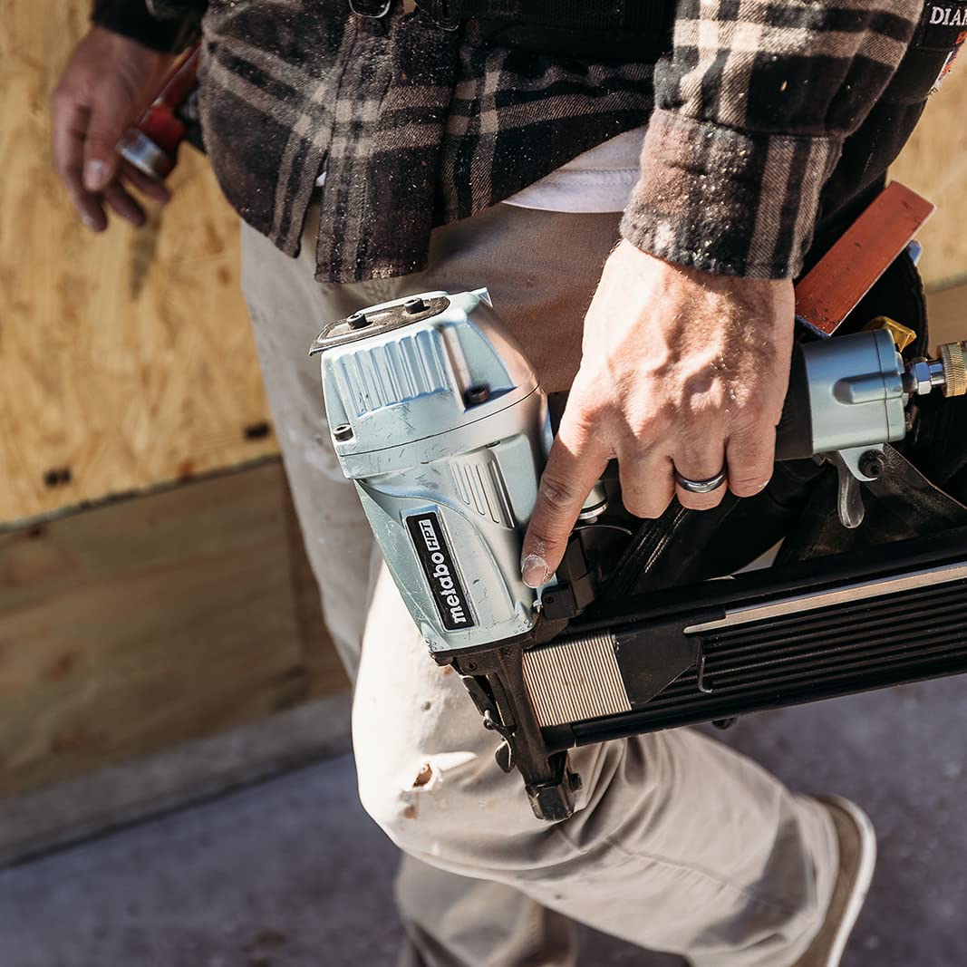 Metabo HPT 7/16-Inch Standard Crown Stapler | Pro Preferred Brand of Pneumatic Nailers | 16 Gauge | Accepts 1-in. to 2-in. Staples | Ideal for Sheathing, Roof Decking, & Subfloor Install | N5008AC2