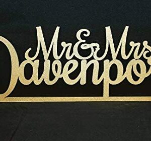 Mr & Mrs Sign - Custom Wedding Name sign - Script Surname - Personalized Wedding Sign - Sweetheart table - ROCH FONT