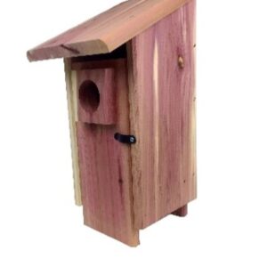 Pennington PRIDE CEDAR HOUSE W/PREDATOR GUARD Holds 1 Adult, 5 - 6 Babies