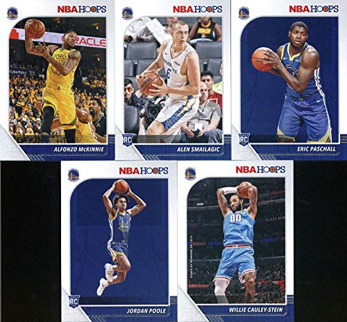 2019-20 Panini NBA Hoops Golden State Warriors Team Set of 10 Cards: D'Angelo Russell(#18), Stephen Curry(#59), Klay Thompson(#60), Draymond Green(#62), Kevon Looney(#65), Willie Cauley-Stein(#169), Jordan Poole(#223), Eric Paschall(#230), Alen Smailagic(