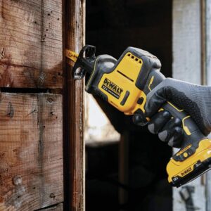 DEWALT XTREME 12V MAX* Reciprocating Saw, One-Handed, Cordless Kit (DCS312G1)