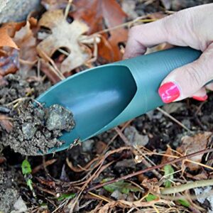 HOME-X Soil Scoops, Small Gardening Tools, Potting Scoopers, Bonsai Tool, Set of 2 Different Sizes – Green- 6 ½” x 2 ½ “ and 6 ¼ “ x 1 ¾ “