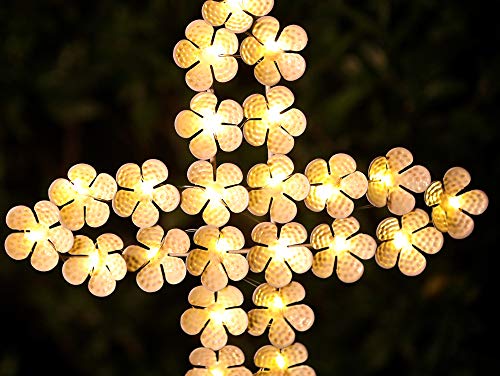 WSgift White Cross Garden Stake Solar Lights Metal Hydrangea Cross Stake Memorial Gift w/ 28 Solar LEDs Solar Cross Lights Perfect as Cross Remembrance Gifts & Sympathy Gifts (10" W x 40" H)