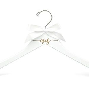 Mrs Wedding Hanger, Bride Hanger, Bridal Wedding Gift, Decal