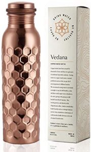 vedana premium honeycomb ayurvedic pure copper water bottle | leak proof 1 liter copper vessel for drinking water | great water bottle for sports, yoga & everyday use