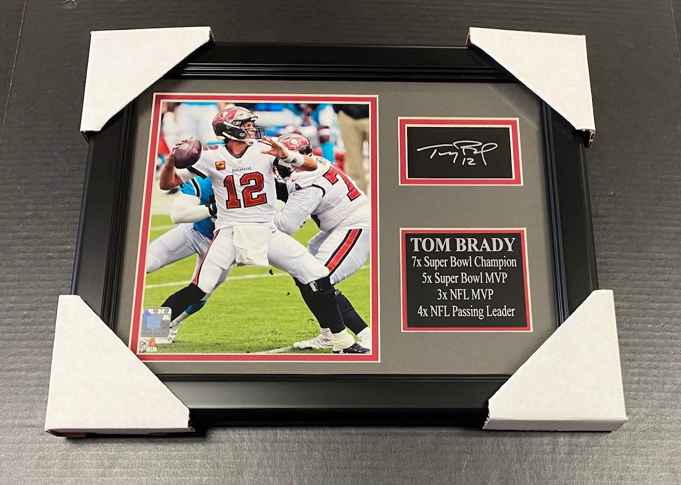 TOM BRADY BUCCANEERS LASER ENGRAVED AUTOGRAPHED RP PLATE Framed 8x10 Photo