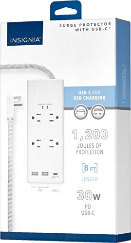 Insignias 4-Outlet3-USB Surge Protector Strip - White