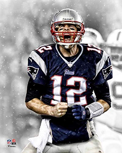 Tom Brady Screaming Spotlight Patriots 8" x 10" Football Photo