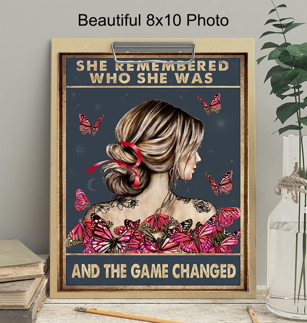 She Remembered Who She Was And The Game Changed - Uplifting Encouragement Gifts for Women - Inspirational Positive Quotes Wall Decor - Motivational Wall Art - Boho Decoration Poster - Girls, Teens