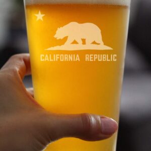 California Flag Pint Glass for Beer - State Themed Drinking Decor and Gifts for Californian Women & Men - 16 Oz Glasses