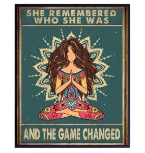 she remembered who she was and the game changed - bohemian boho wall decor - new age zen meditation decor - inspirational wall art - inspiring quotes -uplifting spiritual motivational gifts for women