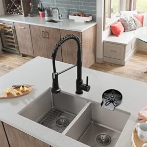 Black Kitchen Faucets, HVNVN Kitchen Faucets with Pull Down Sprayer Solid Brass Matte Black Industrial Single Handle 1 Or 3 Hole Faucet for Farmhouse Camper Laundry Utility Bar Sinks