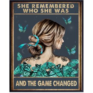 She Remembered Who She Was And The Game Changed - Positive Quotes Wall Decor - Uplifting Inspirational Encouragement Gifts for Women, Teen Girls - Motivational Wall Art - Light Blue Boho Decoration
