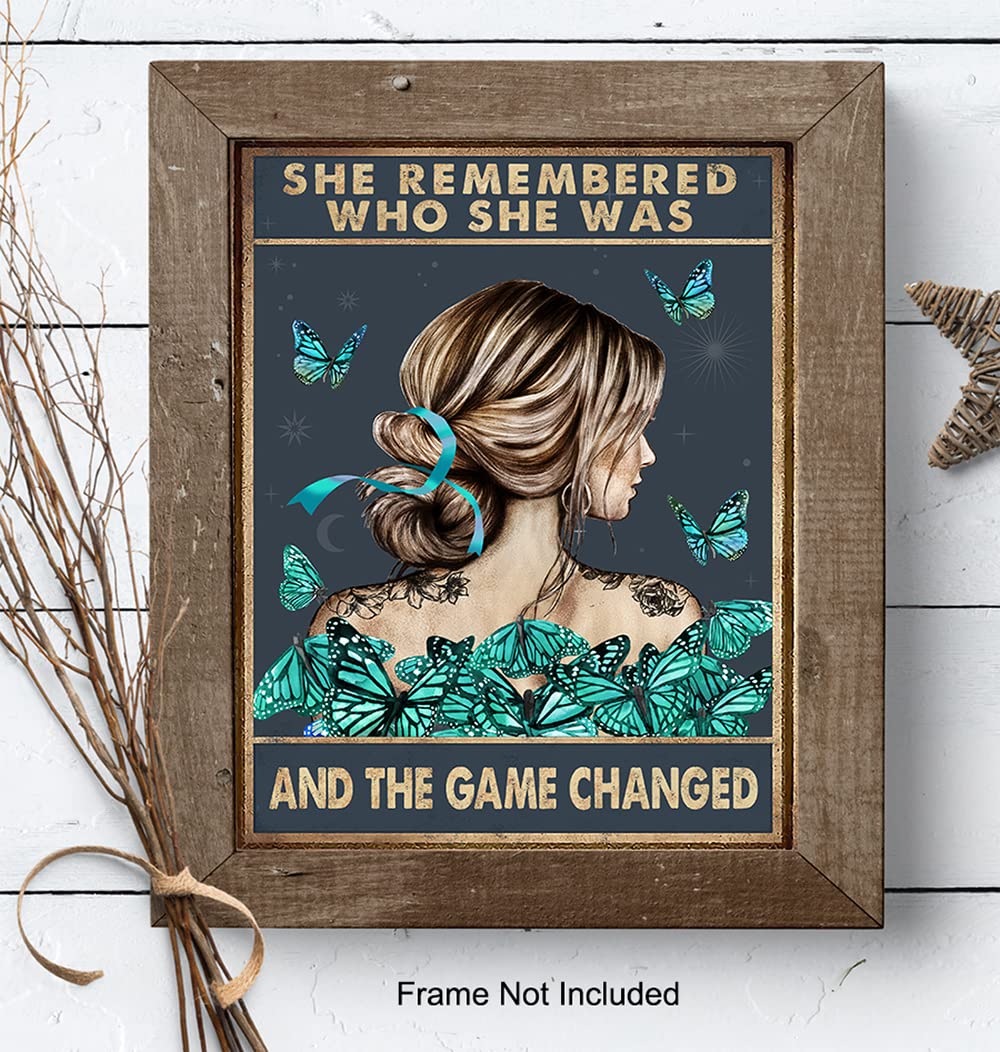 She Remembered Who She Was And The Game Changed - Positive Quotes Wall Decor - Uplifting Inspirational Encouragement Gifts for Women, Teen Girls - Motivational Wall Art - Light Blue Boho Decoration