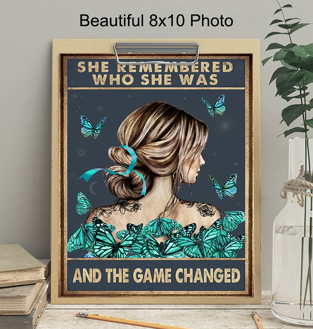 She Remembered Who She Was And The Game Changed - Positive Quotes Wall Decor - Uplifting Inspirational Encouragement Gifts for Women, Teen Girls - Motivational Wall Art - Light Blue Boho Decoration