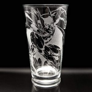 bat-man engraved beer pint glass | great dc superhero comic book drinking gift idea!