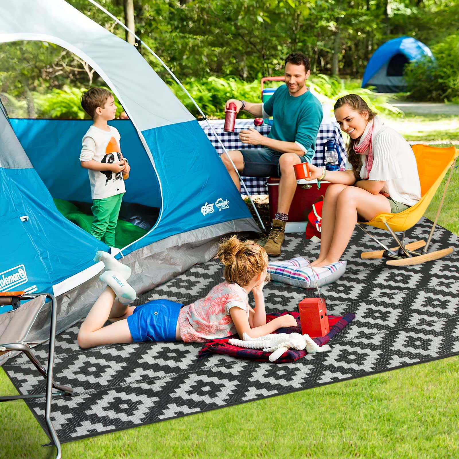 AOLEBA Reversible Outdoor Rug Mat, Plastic Straw Patio Area, Black and Gray Plaid, 5'x8' for Camping RV Picnic Beach Backyard Deck Trailer