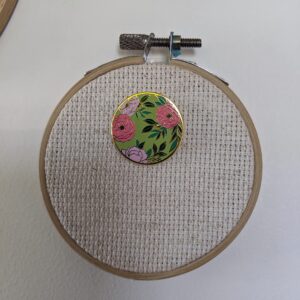 Field of Flowers Needle Minder