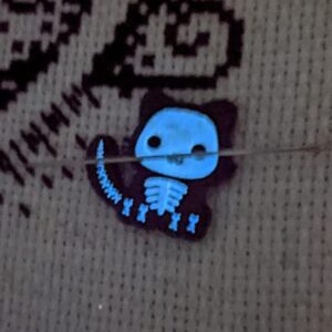 Glow in the Dark Skeleton Kitty Needle Minder