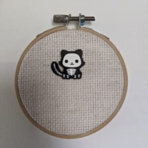 Glow in the Dark Skeleton Kitty Needle Minder