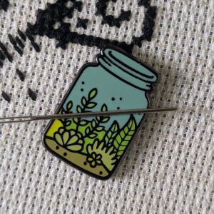 Terrarium Needle Minder