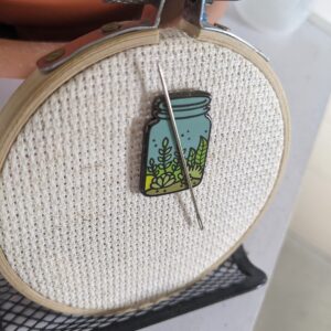 Terrarium Needle Minder