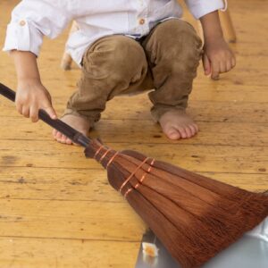 Kids Broom Toy Natural Straw Broom Wooden Handle Broom for Indoor Outdoor Daily Floors Cleaning Tool