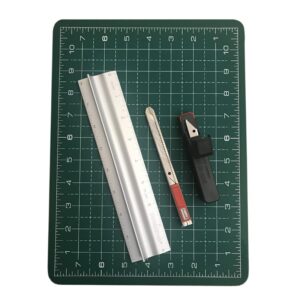 duroedge crafters kit includes 8.25 inch safety ruler, 9x12 cutting mat, snap-off knife with refill blades & case/disposal dispenser