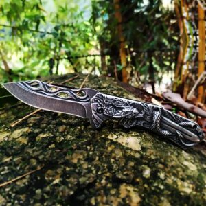 Pocket Knife for Men, Folding Knife With Clip & 3D DRAGON Relief, Embossed Edc Knife For Men Outdoor Survival Camping Hiking hunting