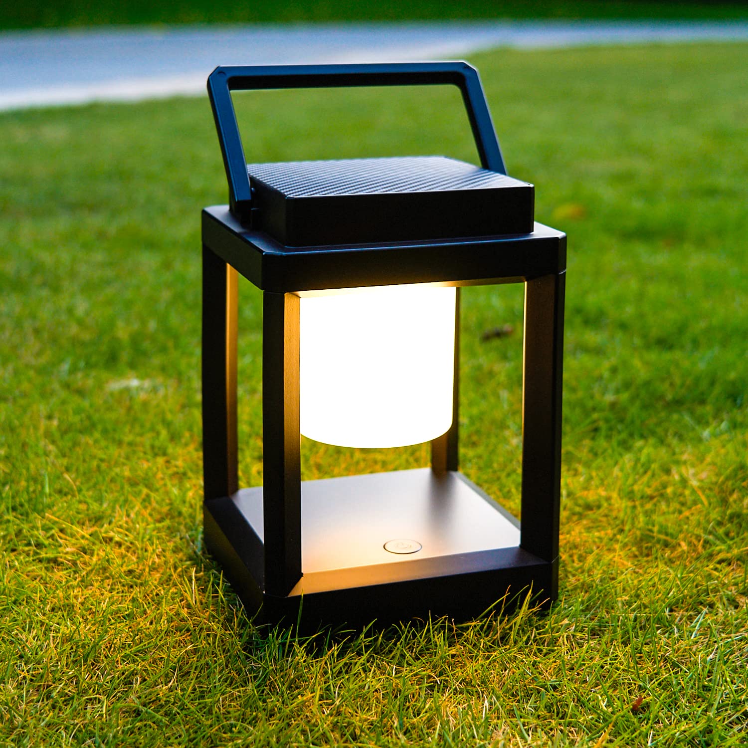 Solar Lantern Outdoor Light, Solar Lanterns Outdoor Waterproof Hanging Lamps Portable Rechargeable LED Nightstand Table lamp for Garden Patio Yard Lawn and Tabletop