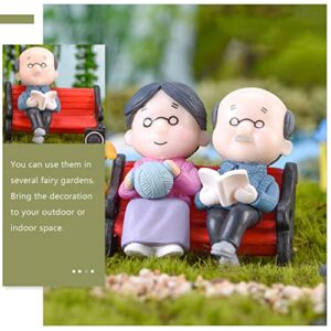 Toyvian Mini Park Bench Grandpa Grandma Model Ornament Accessories Loving Elderly Couple Figurines for Bonsai Craft Decoration Miniature House 2 Sets