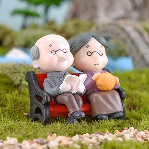 Toyvian Mini Park Bench Grandpa Grandma Model Ornament Accessories Loving Elderly Couple Figurines for Bonsai Craft Decoration Miniature House 2 Sets