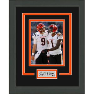 framed joe burrow ja'marr chase facsimile laser engraved signature auto cincinnati bengals 14x17 football photo