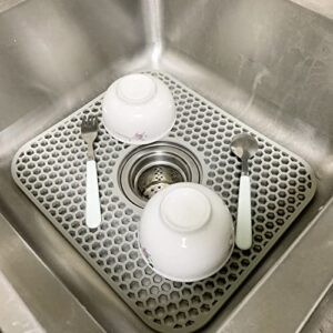 Silicone Sink Mat Protector for Kitchen Sink (Middle hole)