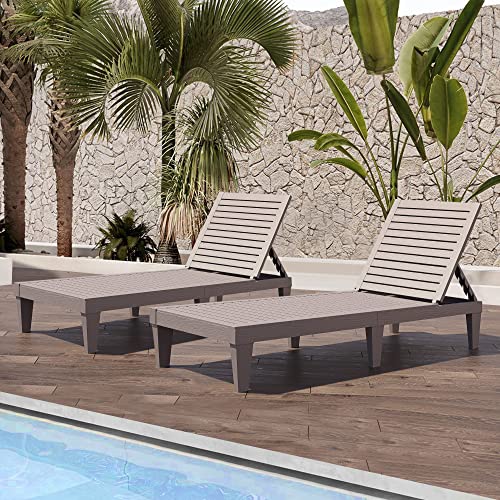 BELLEZE Set of 4 Lounge Chairs Recliners for Outside, Adjustable Patio Chair with 5 Positions Backrest, Waterproof Resin Wooden Texture Reclining Outdoor Lounge Chaise for Poolside - Brown