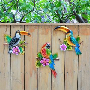 Tuokiuhn Metal Bird Wall Decor Toucan Macaw Decoration Bird Wall Art Tropical Wall Art Suitable for Outdoor Fence Patio Wall Decorations Set of 3