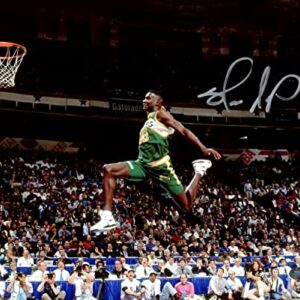 Shawn Kemp Autographed 8x10 Photo Seattle Supersonics Slam Dunk MCS Holo Stock #202445 - Autographed NBA Photos