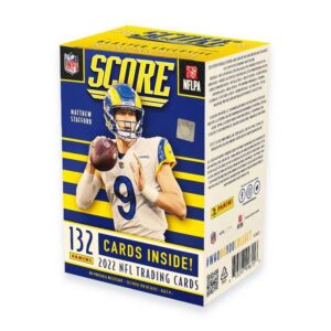 2022 panini score football trading card blaster box (132 cards)