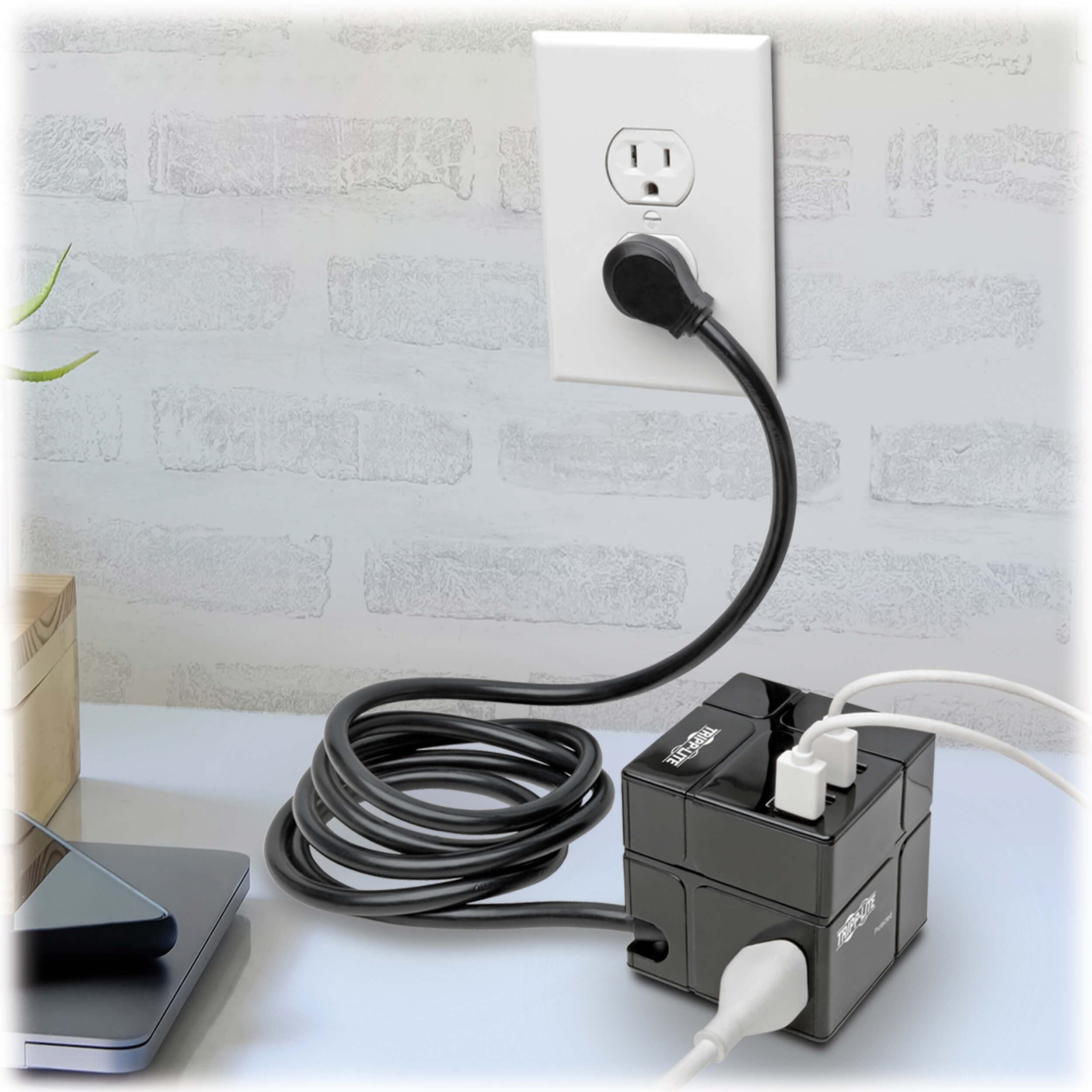 Tripp Lite Safe-IT Cube Surge Protector & Charging, 3-Outlets, 6-USB Ports, 8ft / 2.4M Cord, 50,000 Insurance & Limited Life Manufacturer's Warranty (TLP368CUBEUAM)