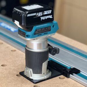 toolcurve guide rail adapter compatible with makita router - made in usa