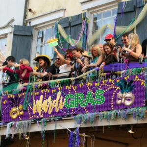 Probsin Large Mardi Gras Banner Outdoor Decorations 120" x 20" Fat Tuesday Yard Sign New Orleans Holiday Masquerade Party Supplies Carnival Backdrop for Garden House Fence Balcony Garage Gifts Lawn