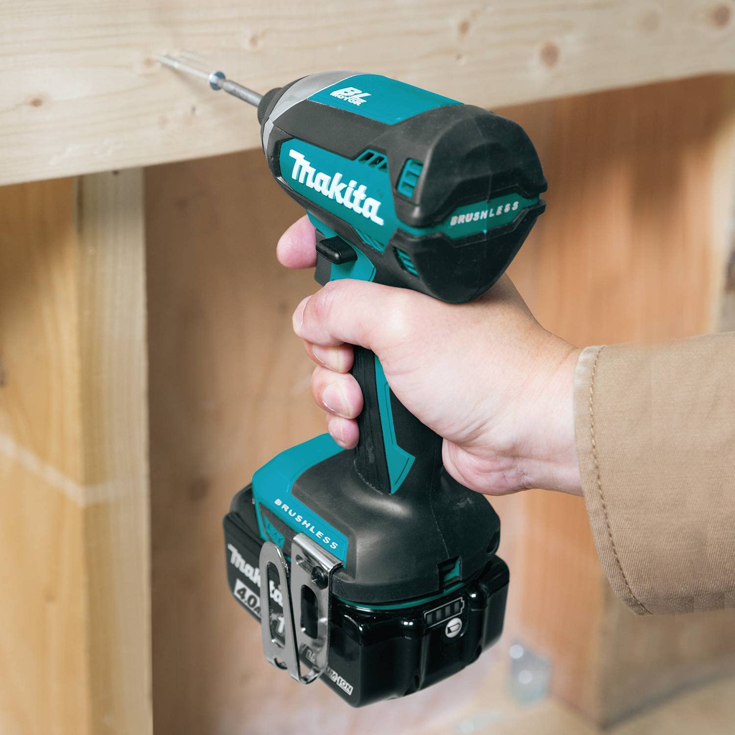 Makita XDT13SM1 18V LXT® Lithium-Ion Brushless Cordless Impact Driver Kit (4.0Ah)