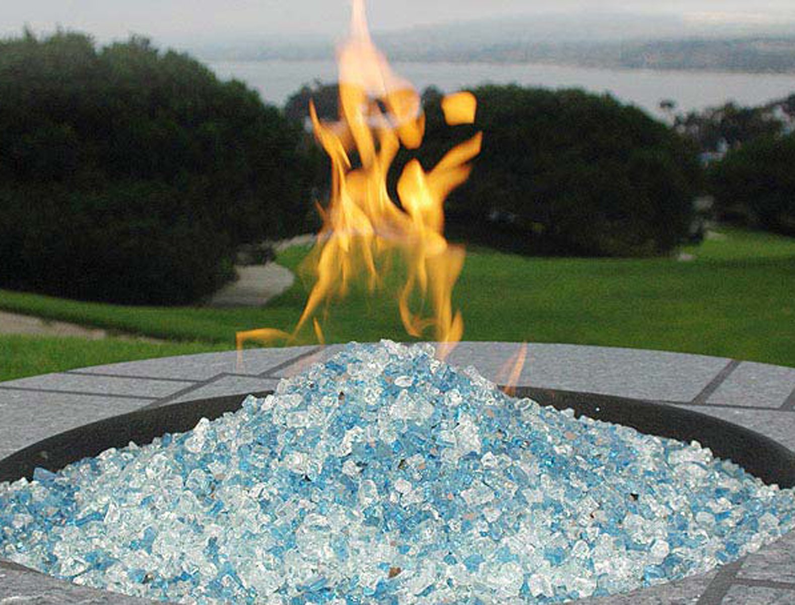 Ciays Propane Fire Pits 32 Inch Outdoor Gas Fire Pit + Hiland RGLASS-BB Pit Fire Glass in Bahama Blend